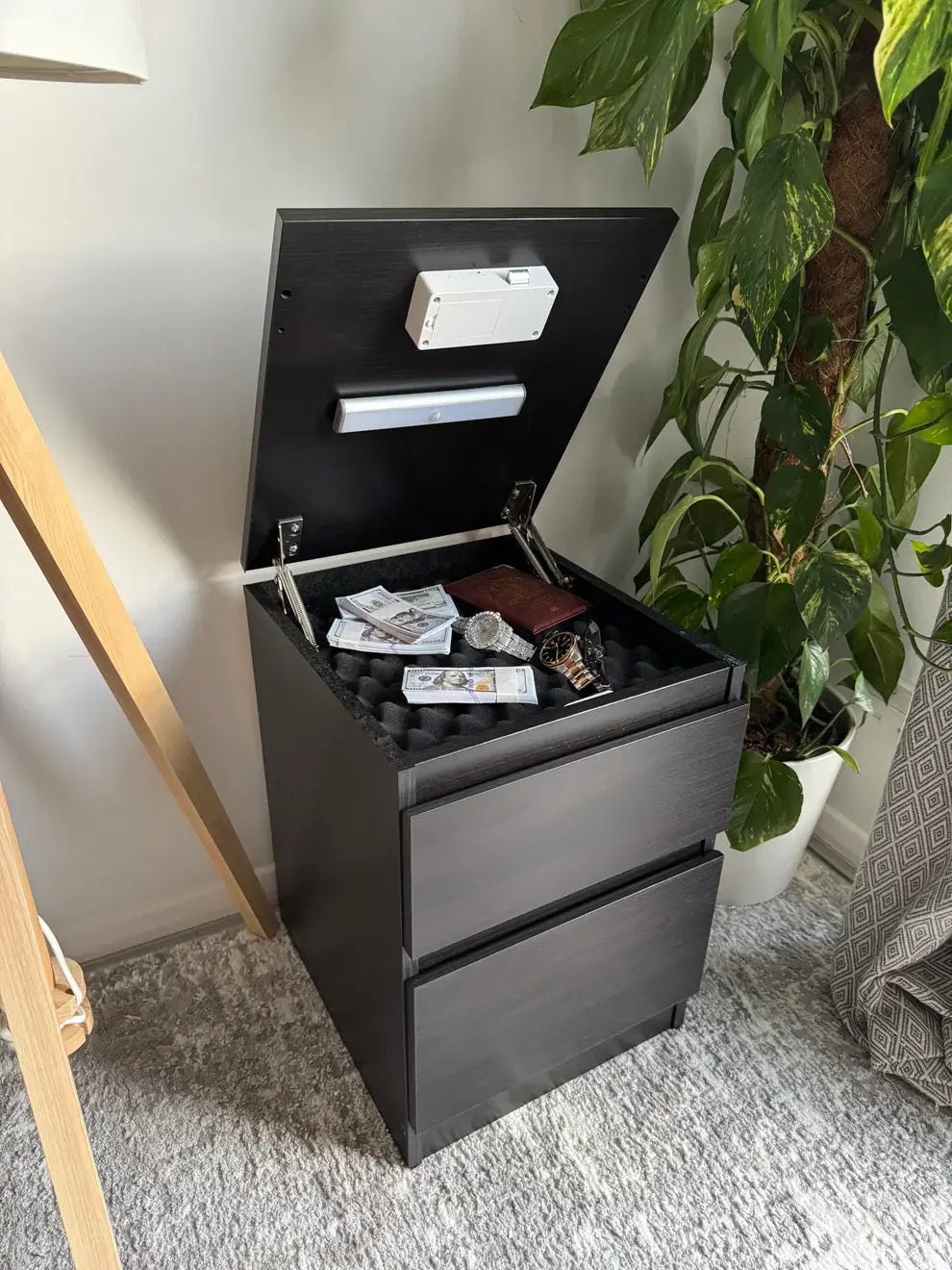 🛡️ VaultNight -  NFC Smart Drawer